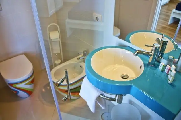 Deluxe Tek Büyük Yataklı Oda, Deniz Manzaralı