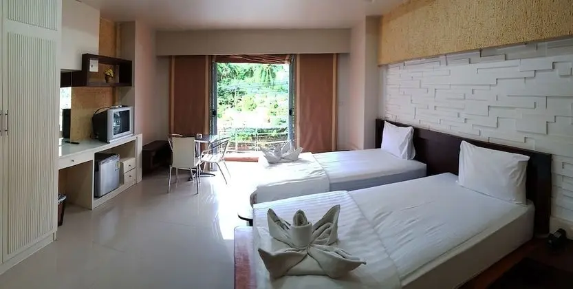 Deluxe Tek Büyük veya İki Ayrı Yataklı Oda, Balkon