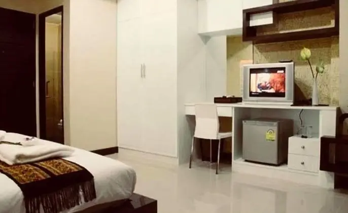 Deluxe Tek Büyük veya İki Ayrı Yataklı Oda, Balkon
