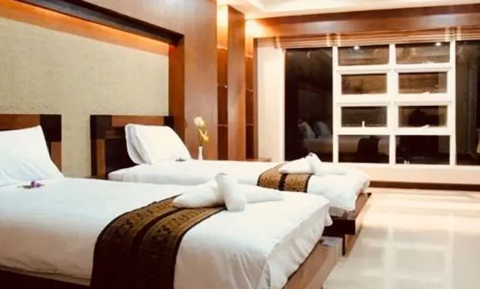 Deluxe Üç Kişilik Oda, Özel Banyo, Bahçe Manzaralı