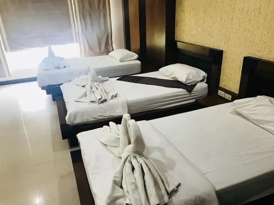 Deluxe Üç Kişilik Oda, Özel Banyo, Bahçe Manzaralı