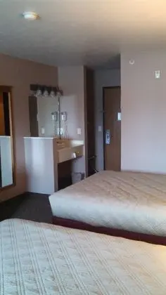 Tek Büyük Yataklı Oda, 2 Büyük (Queen) Boy Yatak, Sigara İçilmez