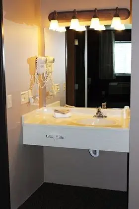 Tek Büyük Yataklı Oda, 2 Büyük (Queen) Boy Yatak, Sigara İçilmez