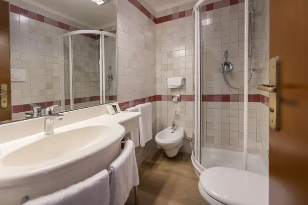 Superior Tek Büyük veya İki Ayrı Yataklı Oda, Balkon