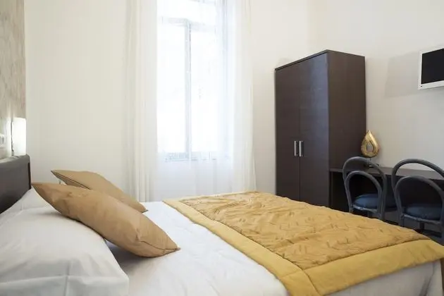 Tek Büyük veya İki Ayrı Yataklı Oda