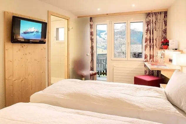 Comfort Tek Büyük Yataklı Oda, Dağ Manzaralı