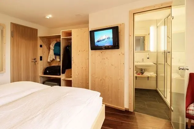 Comfort Tek Büyük Yataklı Oda, Dağ Manzaralı