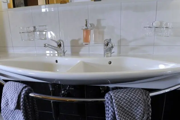 Deluxe Tek Büyük Yataklı Oda, Balkon (Matterhornblick)