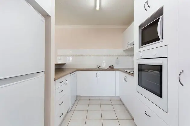 Standard Apart Daire, 3 Yatak Odası, Sigara İçilmez, Mutfak