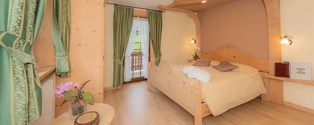Comfort Tek Büyük Yataklı Oda
