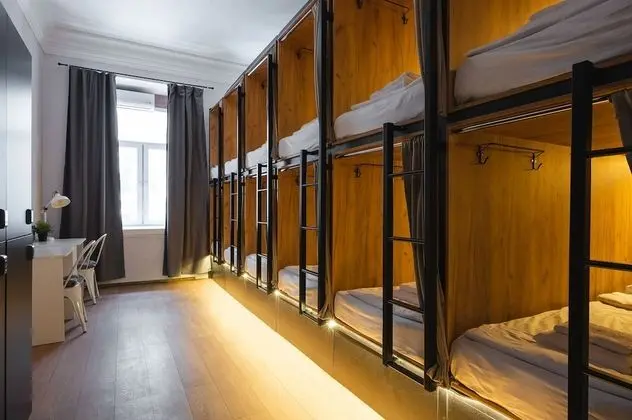 Ortak Ranzalı Oda, Karma Ranzalı Oda