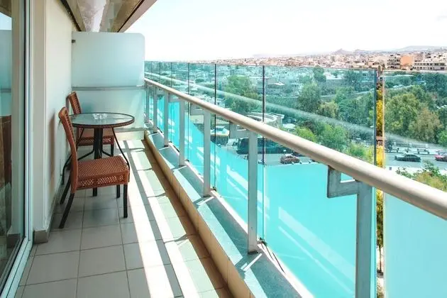 Superior Oda, Balkon