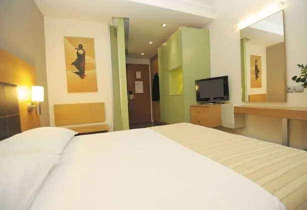 Superior Oda (Elegant)