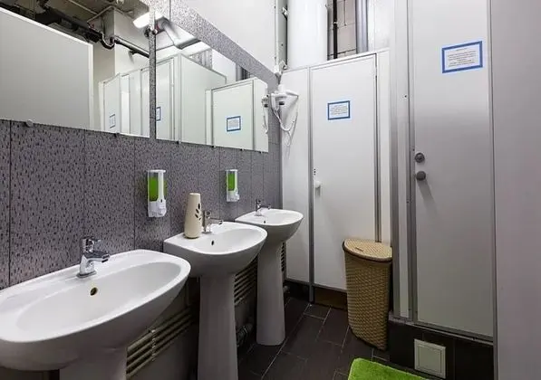 Tek Büyük Yataklı Oda (Capsule)