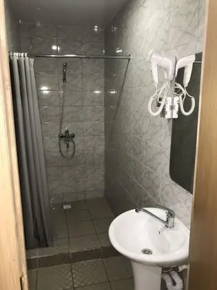 Grand Tek Büyük Yataklı Oda