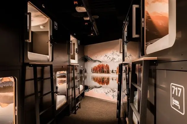 Swiss Capsule - upper level