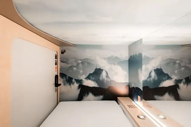 Swiss Capsule - upper level