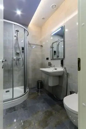 Ortak Ranzalı Oda, Sadece erkekler için (12 beds)