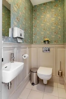 Tek Büyük Yataklı Oda (Double capsule room)