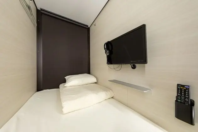 Kulübe (Moderate,Ladies' Floor)