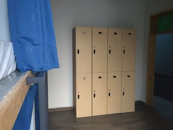 Shared Dormitory, Mixed Balcony (8 Beds)