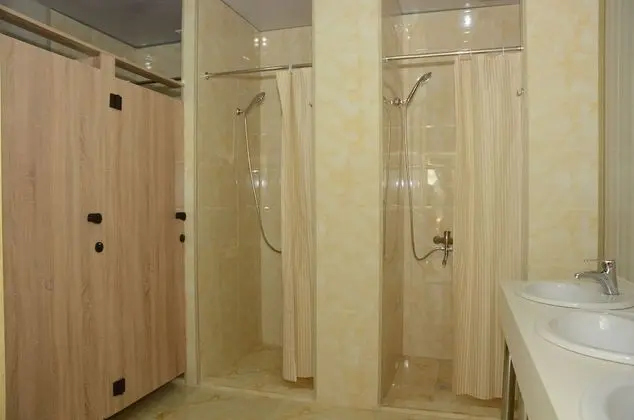 Ortak Ranzalı Oda, Sadece kadınlar için