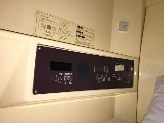 Oda, Sadece kadınlar için (1 Capsule, Shared Shower)