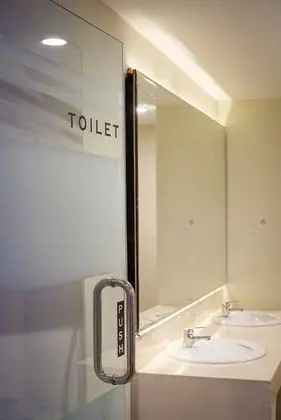 Ortak Ranzalı Oda, Sadece kadınlar için