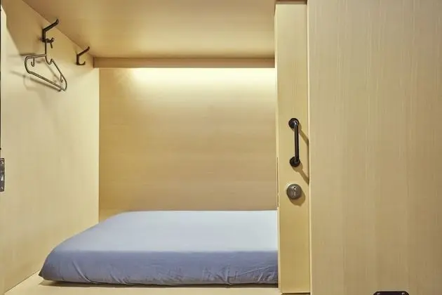 Basic Ortak Ranzalı Oda, Sadece kadınlar için