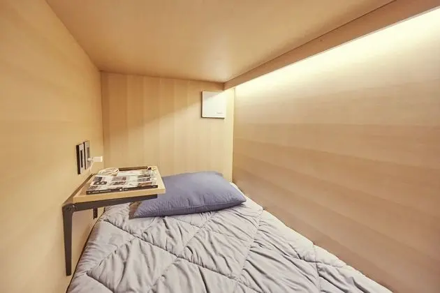 Basic Ortak Ranzalı Oda, Sadece kadınlar için