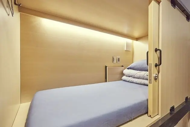 Basic Ortak Ranzalı Oda, Sadece kadınlar için