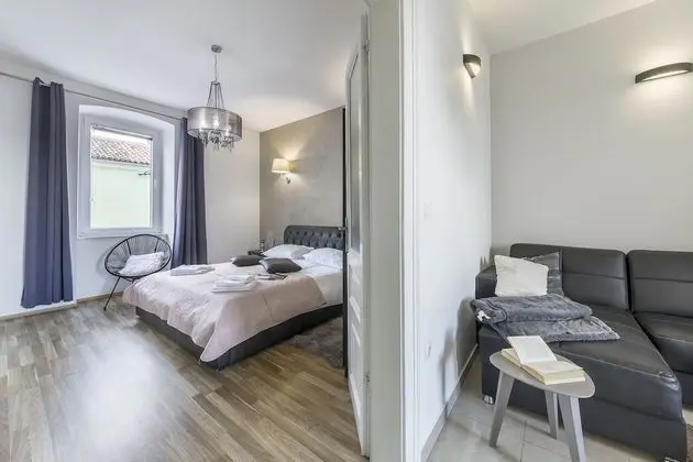 Exclusive Apartment (3)