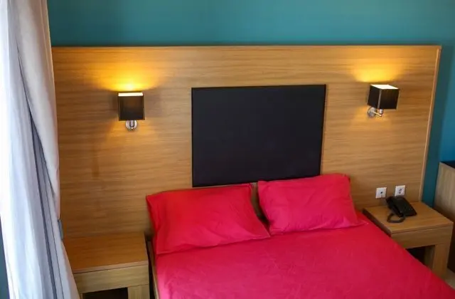 1 Çift Kişilik Veya 2 Tek Kişilik Yatak Garden View