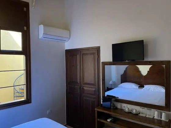 Standard Tek Büyük Yataklı Oda, Avlu Manzaralı