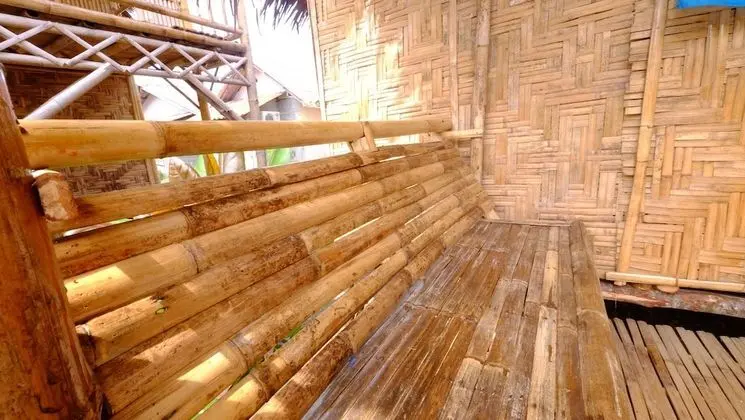 Bamboo Cottage with Fan