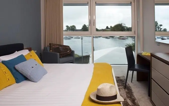 Luxury Tek Büyük Yataklı Oda, Nehir Manzaralı