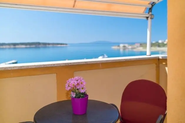 Deluxe Tek Büyük Yataklı Oda, Deniz Manzaralı (108)