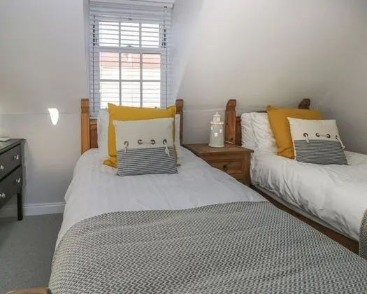 Kır Evi, Özel Banyo, Kısmi Deniz Manzaralı