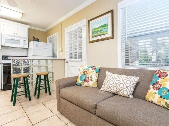 Daire, 1 En Büyük (King) Boy Yatak ve Çekyat, Mutfak, Bahçe Manzaralı