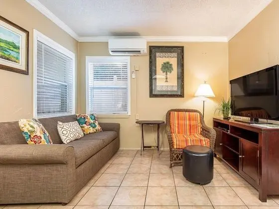 Daire, 1 En Büyük (King) Boy Yatak ve Çekyat, Mutfak, Bahçe Manzaralı