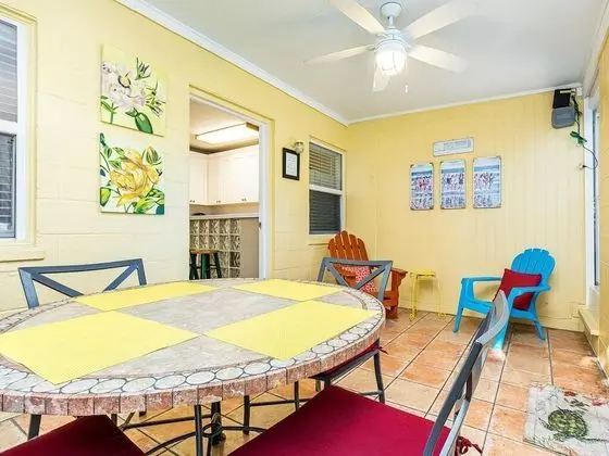 Daire, 1 En Büyük (King) Boy Yatak ve Çekyat, Mutfak, Bahçe Manzaralı