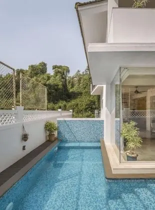 Standard Villa