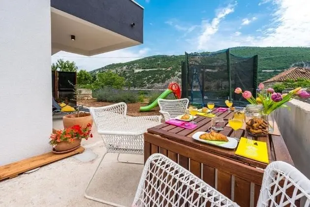 Apart Daire (Two Bedroom Apartment with Terrace)