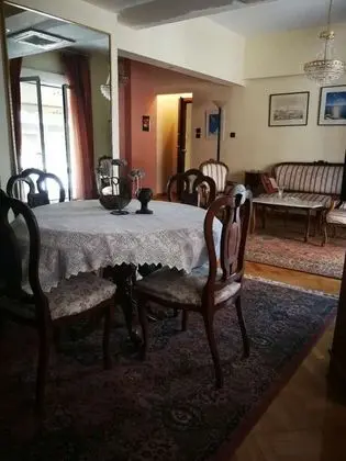 Apart Daire, 1 Büyük (Queen) Boy Yatak