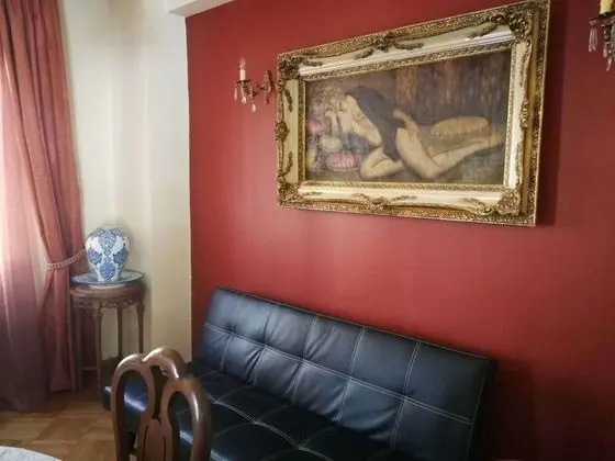 Apart Daire, 1 Büyük (Queen) Boy Yatak