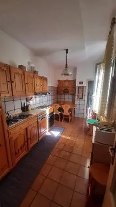 Apart Daire, 1 Büyük (Queen) Boy Yatak