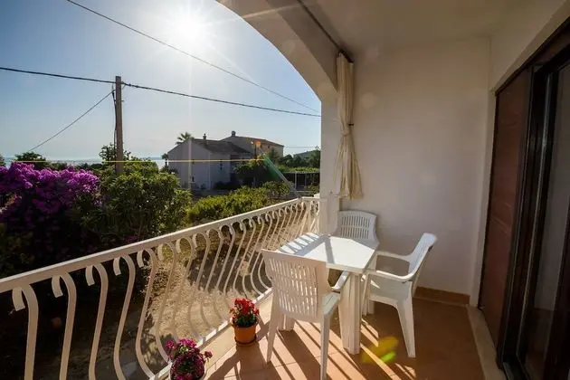 Apart Daire, 1 Büyük (Queen) Boy Yatak