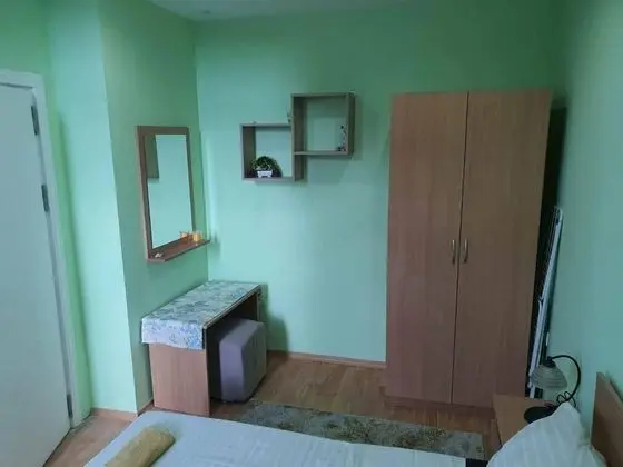 Apart Daire, 1 Büyük (Queen) Boy Yatak ve Çekyat