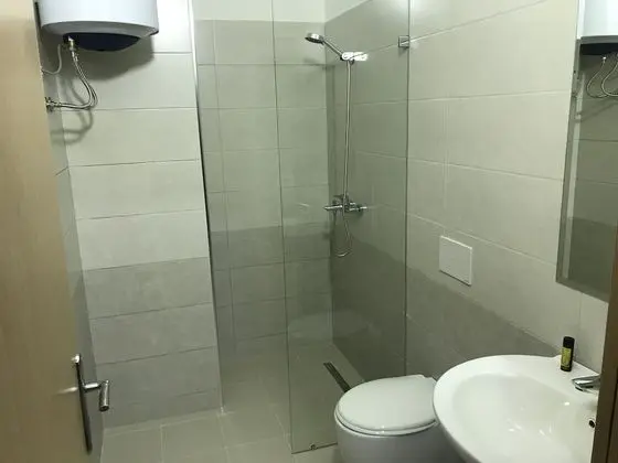 Apart Daire, 1 Büyük (Queen) Boy Yatak ve Çekyat