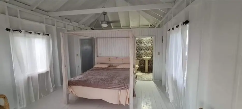 Kır Evi, 1 Büyük (Queen) Boy Yatak